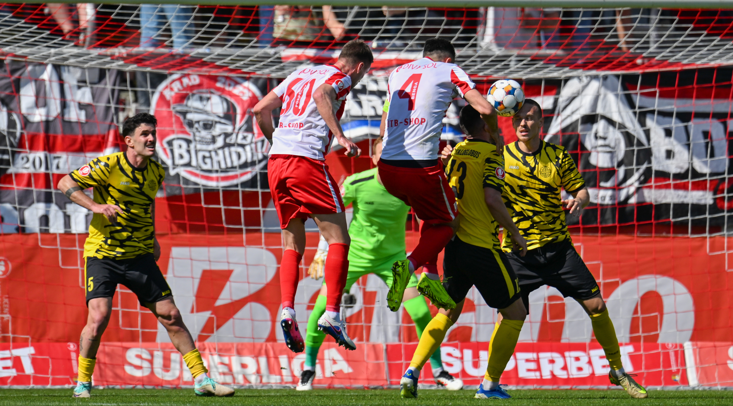 UTA - Metaloglobus 5-1